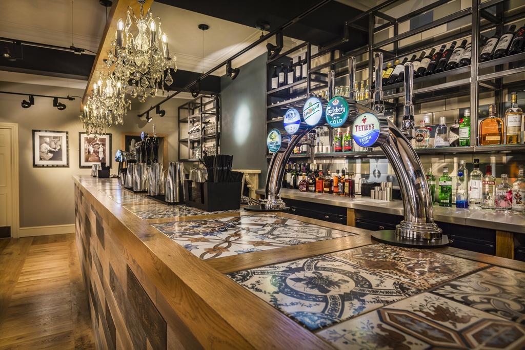 The Golden Fleece Hotel, Thirsk, North Yorkshire Εξωτερικό φωτογραφία