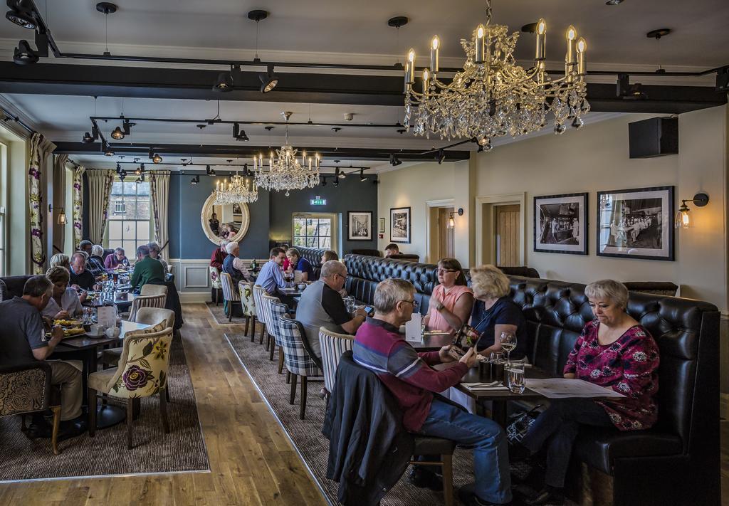 The Golden Fleece Hotel, Thirsk, North Yorkshire Εξωτερικό φωτογραφία