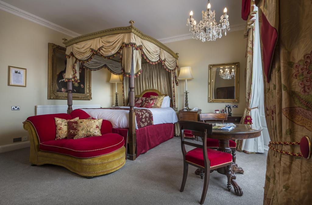The Golden Fleece Hotel, Thirsk, North Yorkshire Εξωτερικό φωτογραφία