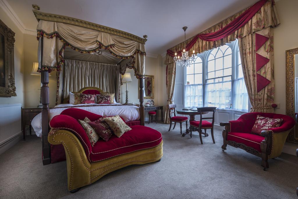 The Golden Fleece Hotel, Thirsk, North Yorkshire Εξωτερικό φωτογραφία