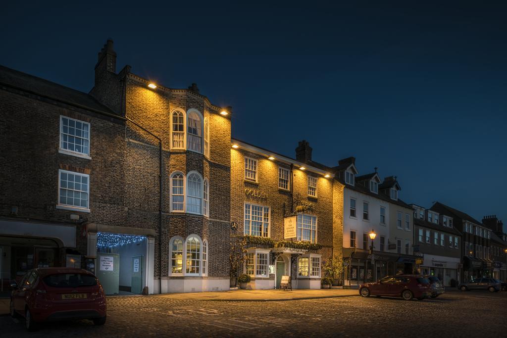 The Golden Fleece Hotel, Thirsk, North Yorkshire Εξωτερικό φωτογραφία