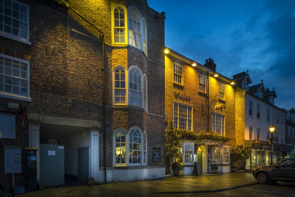 The Golden Fleece Hotel, Thirsk, North Yorkshire Εξωτερικό φωτογραφία